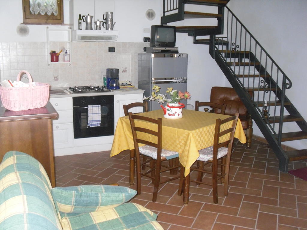 Borgo Fango Apartment Montieri ห้อง รูปภาพ
