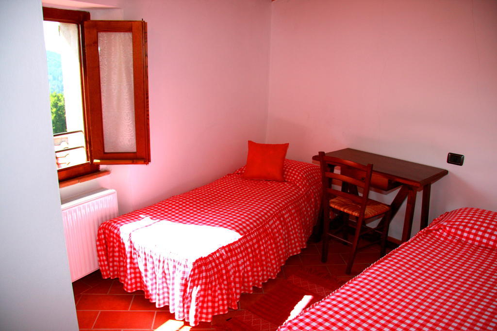 Borgo Fango Apartment Montieri ภายนอก รูปภาพ